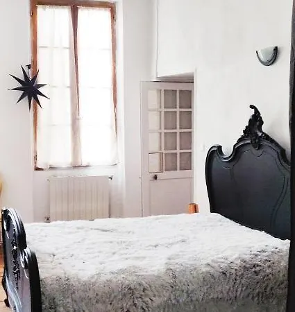 Apartament 2 88m2 Extra Centre Historique Vaste Convivial Et Cosy Cahors